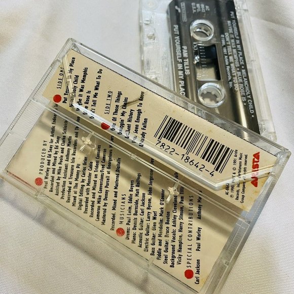 Pam Tillis Put Yourself In My Place Audio Music Cassette Tape TESTED - Picture 3 of 7